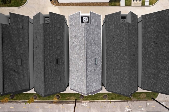 Building Photo - 2408 Gray St