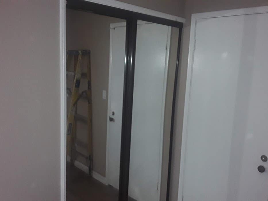 CLOSET - 25223 Western Ave