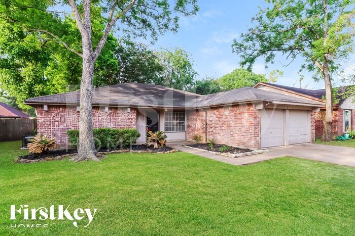 Building Photo - 13323 Oak Ledge Dr