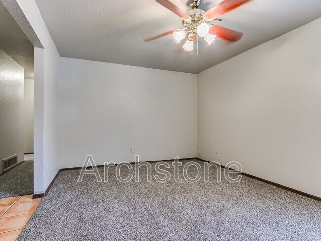 Building Photo - 5216 Coble St