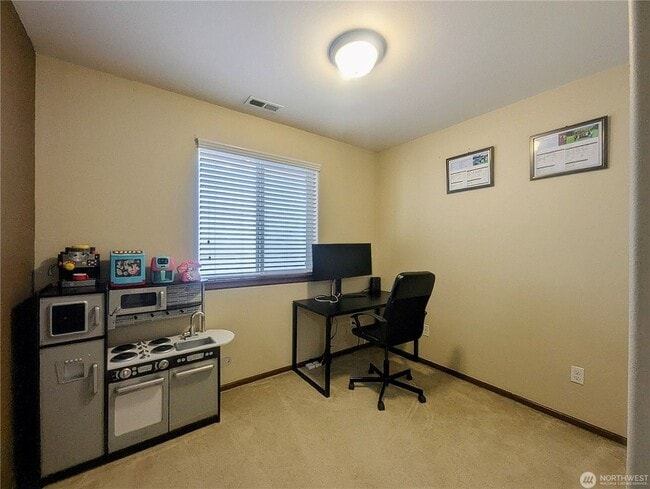 Building Photo - 4bd/2.5ba Lynnwood Home