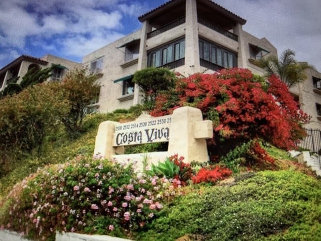 Building Photo - 2520 Clairemont Dr