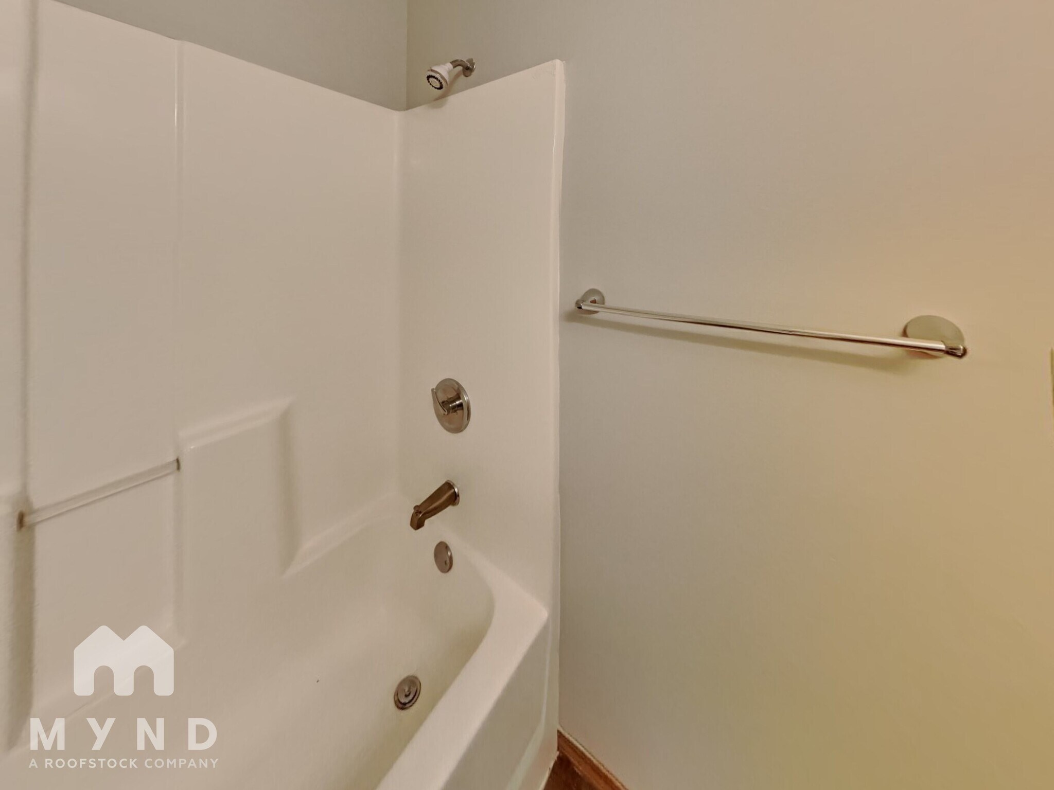 Building Photo - 1000 W Snider St