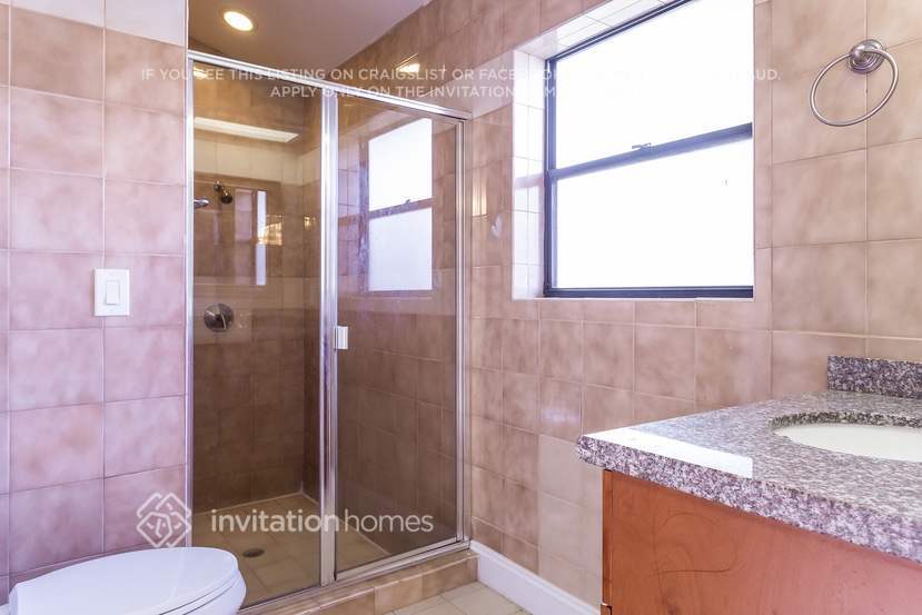 Building Photo - 244 Natchez Ct