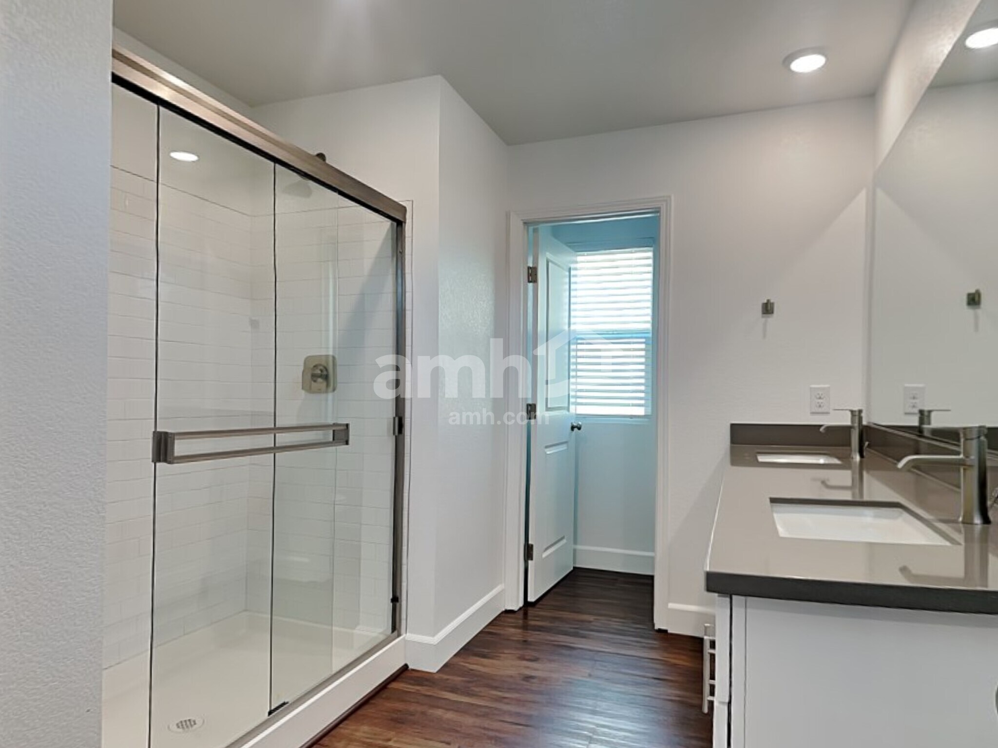 Building Photo - 8925 Carmine Cob Ave