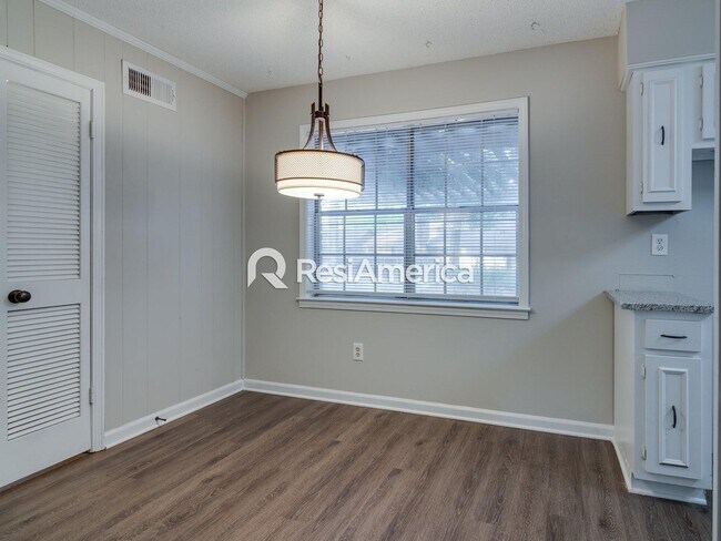Building Photo - Look and Lease SPECIAL!! Large, Renovated ...