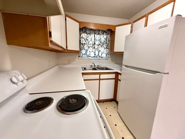 Building Photo - 46 Sandalwood Wy