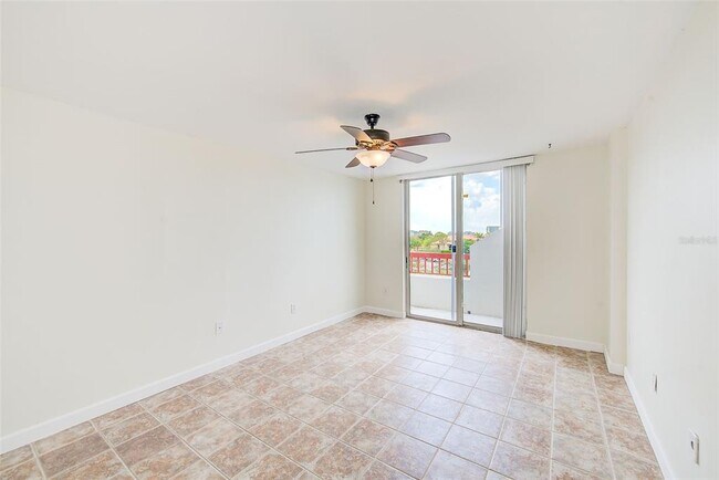 Building Photo - 2333 Feather Sound Dr