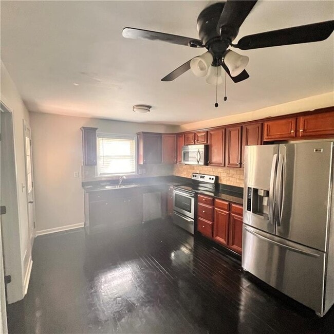 Building Photo - 3467 Pheasant Ct