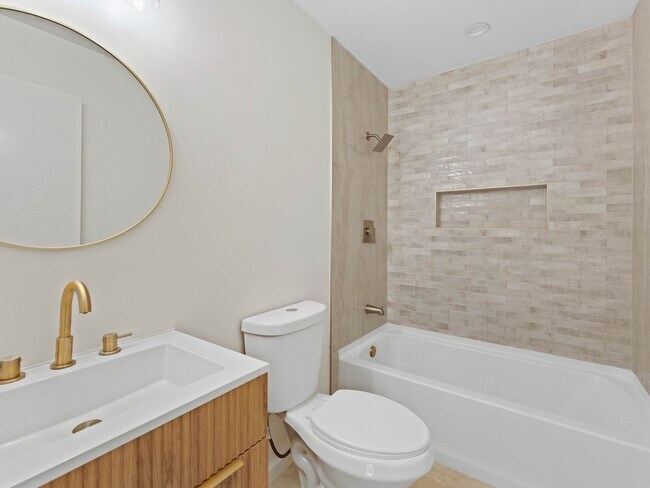 Building Photo - Fully Renovated 3-Bedroom Home with Designer Kitchen, Large Deck & Central Air in Pennsauken