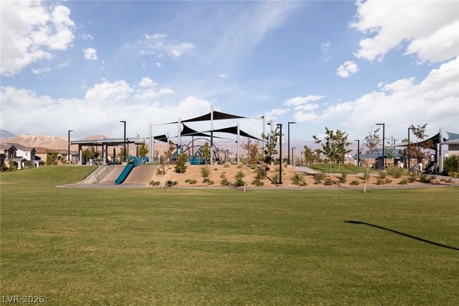 Building Photo - 2448 Bellinzona Pl