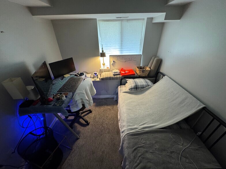 Bedroom - 2609 Douglass Rd SE