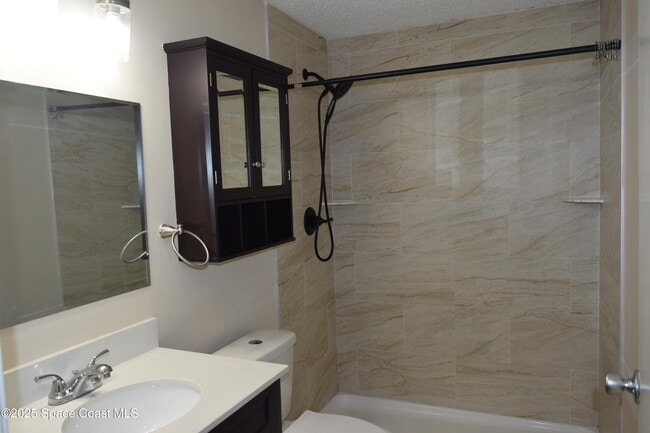 Building Photo - 1756 Jacobin St NW