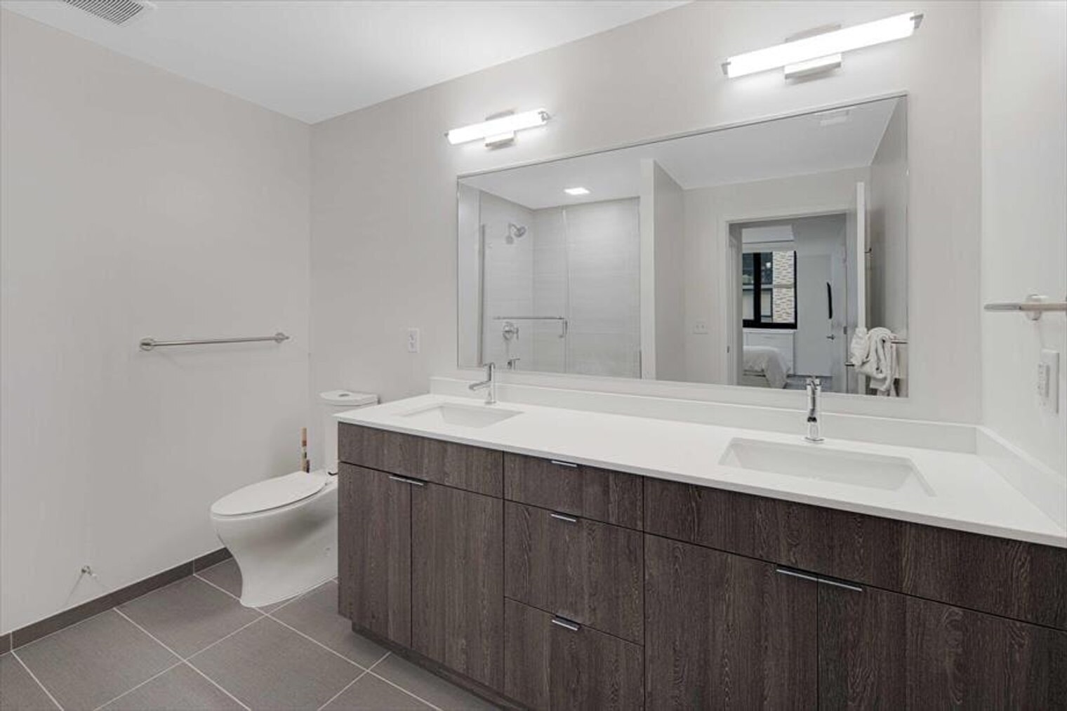 Building Photo - 1051 First St NE