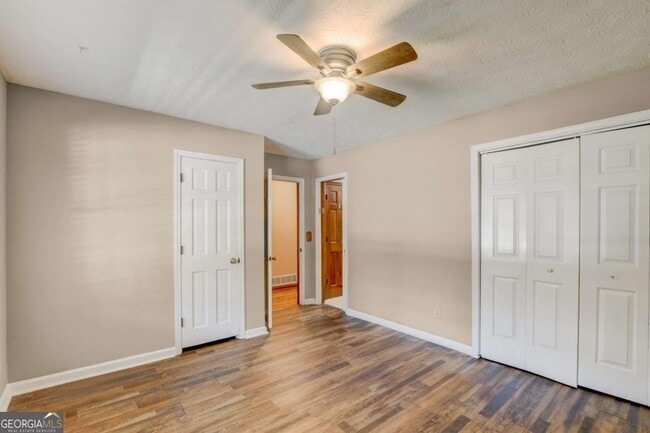 Building Photo - 2160 Skyland Cove Ln SW
