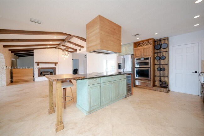 Building Photo - 9881 SW 1st Ct