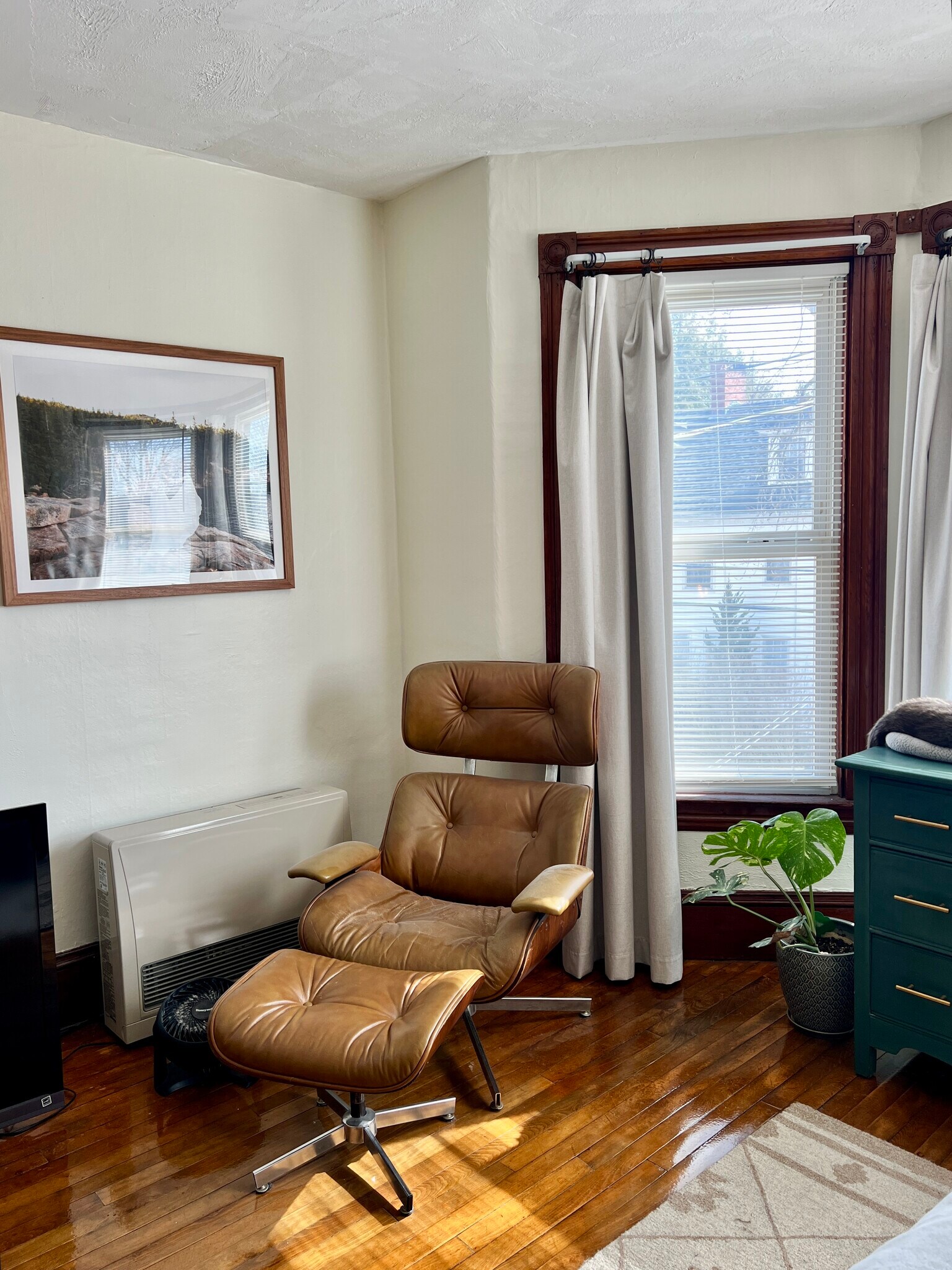 Bedroom 1 - 94 Graham St