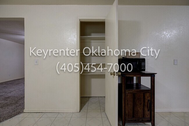 Building Photo - 3BD/2BTH Home in the Heart of Midwest City