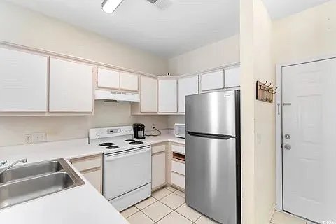 Building Photo - 1298 River Oaks Dr