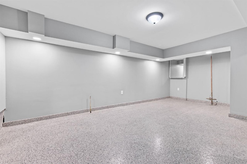 Building Photo - 1103 White Ave