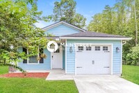 Building Photo - 10413 Dobell Rd