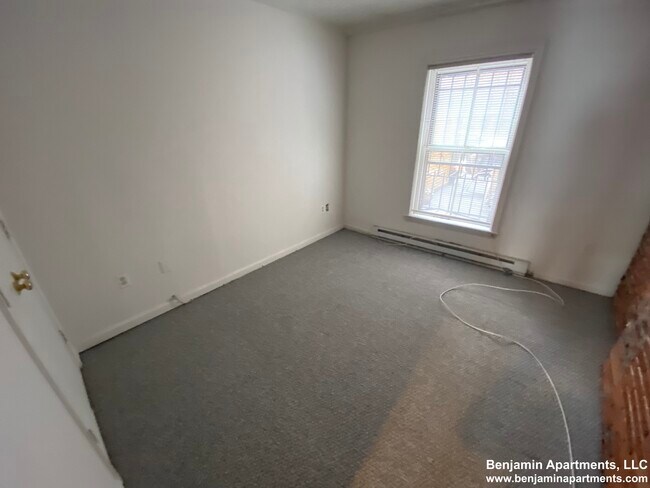 Building Photo - 1750 Washington St