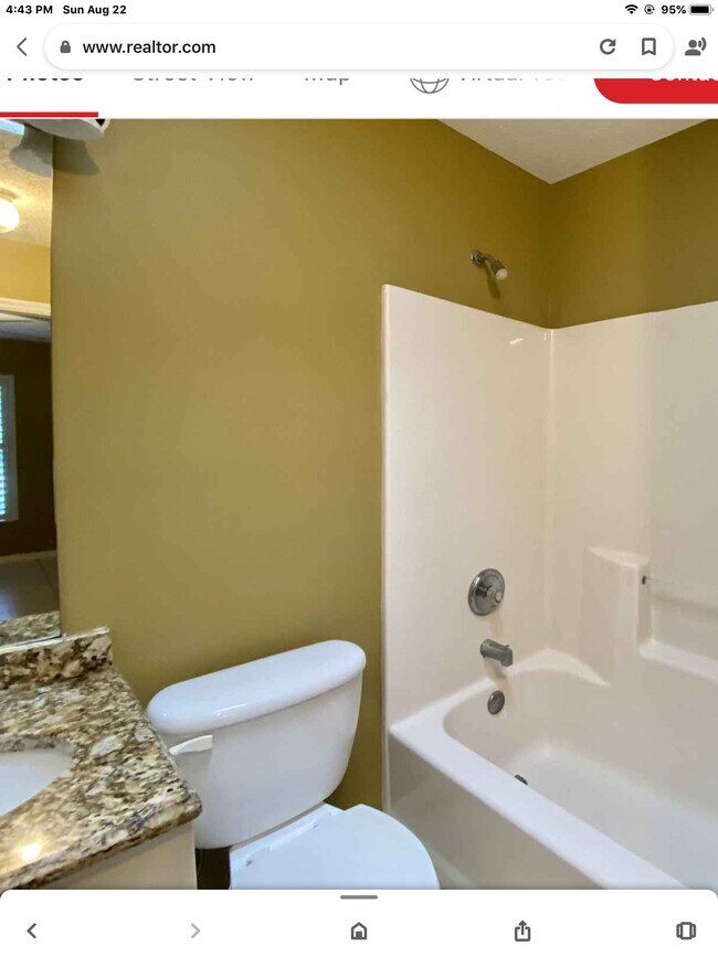 Building Photo - 5118 SE Driftwood Ave