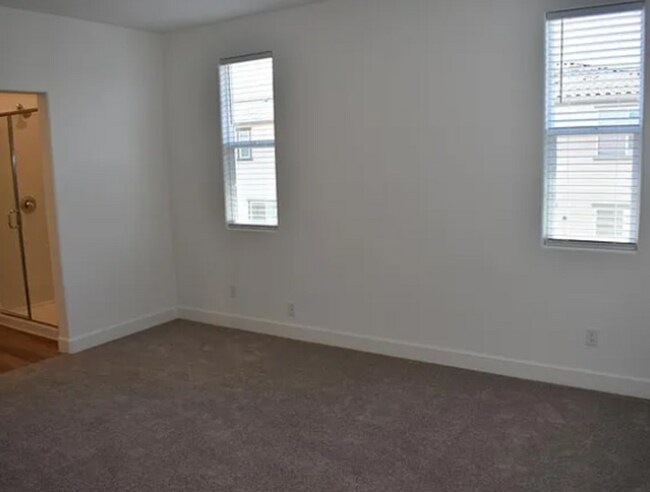 Building Photo - 8168 Oxbow Lndg Lp