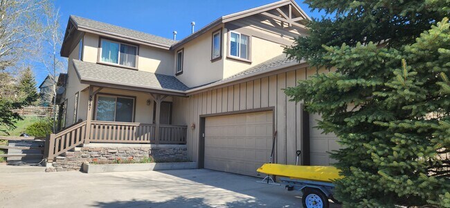 Building Photo - 5887 Kingsford Ave