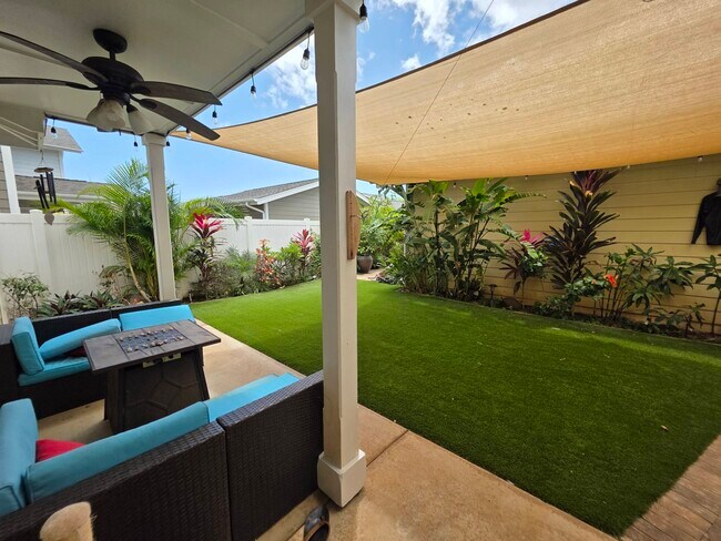 Building Photo - 91-1240-1240 Kaileolea Dr