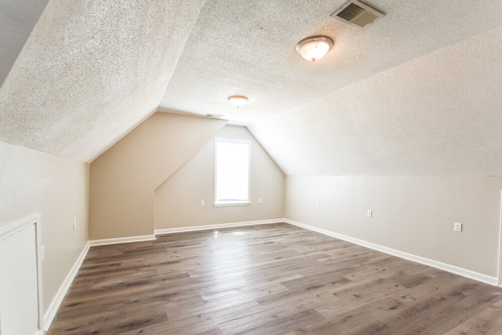 Building Photo - 9890 Vista Ridge Dr