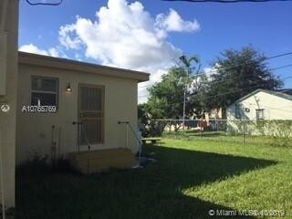 Building Photo - 1001 NW 65th St