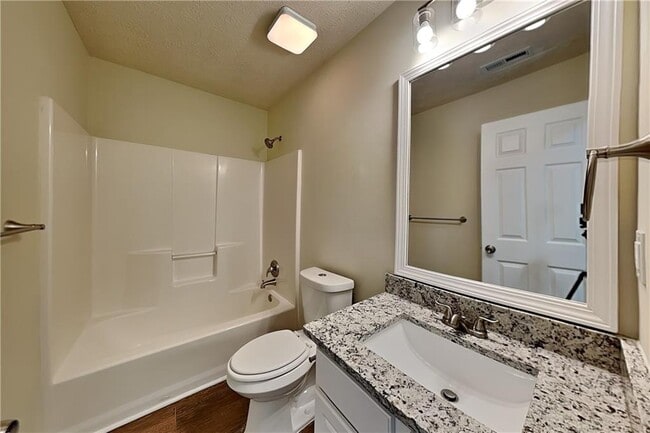 Building Photo - 3165 Bellestone Ct