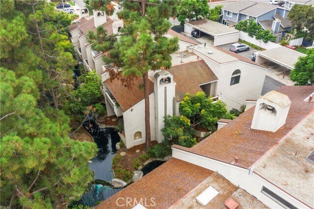 Building Photo - 2172 Biscayne