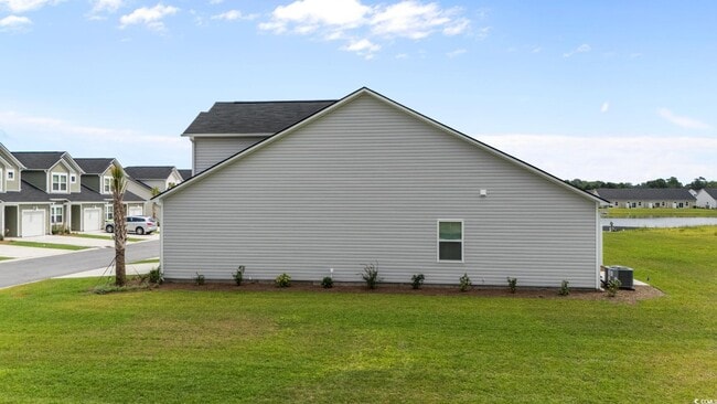 Building Photo - 136 Talladega Dr