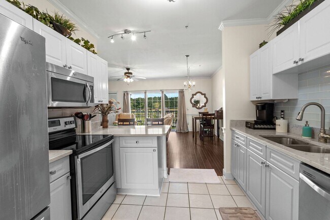 Building Photo - 4855 Carnation Cir