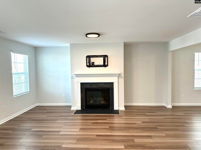 Building Photo - 401 Eclipse Ln