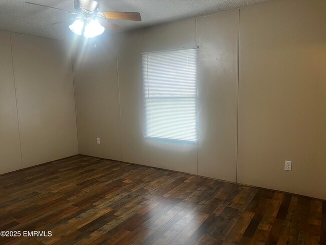 Building Photo - 5426 Chandler Rd