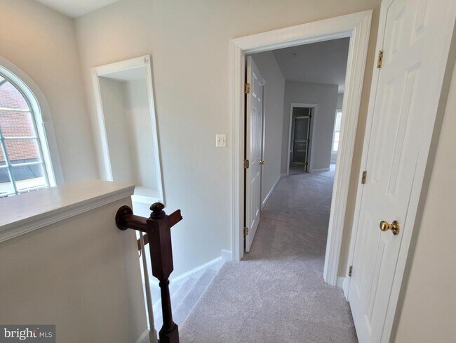 Building Photo - 3926 Shawfield Ln