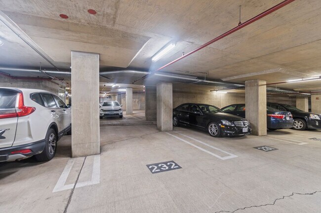 Building Photo - Madrigal Lofts in Mt Vernon Triangle | 2 Bed | 2 Bath | 920 Sf | Balcony | 1 Garage Parking Space