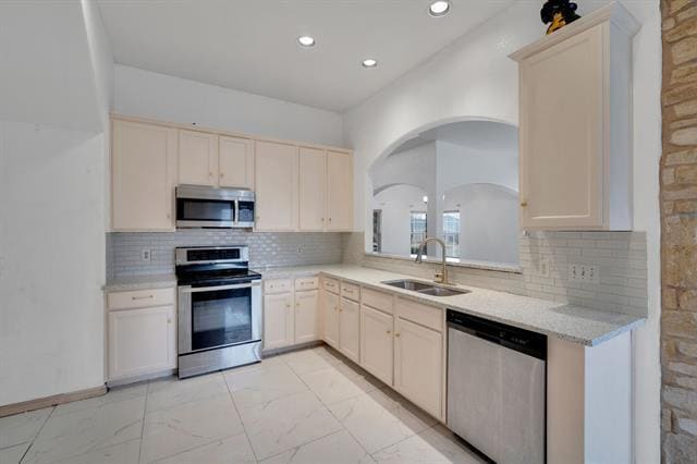 Building Photo - 104 Harvest Hill Ln