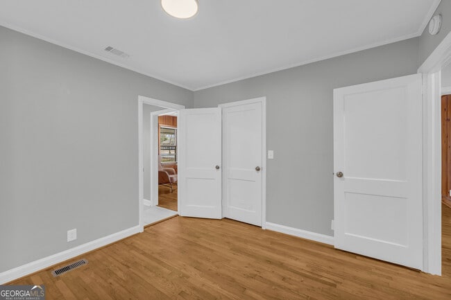 Building Photo - 76 Campbell Dr