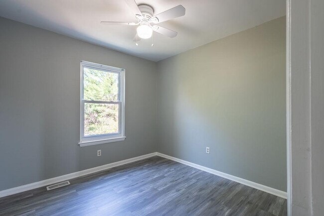 Building Photo - 15014 Courtland Pl