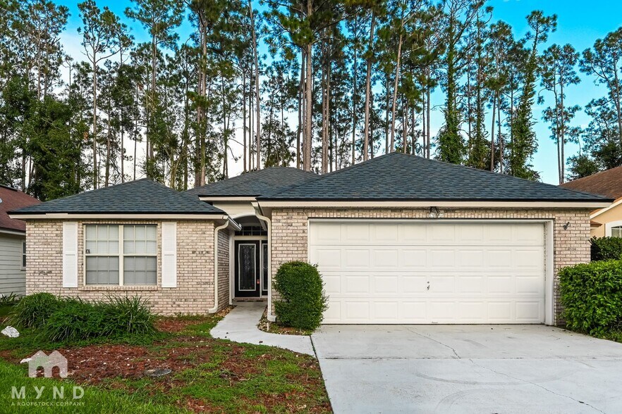Primary Photo - 1615 Highland View Ct