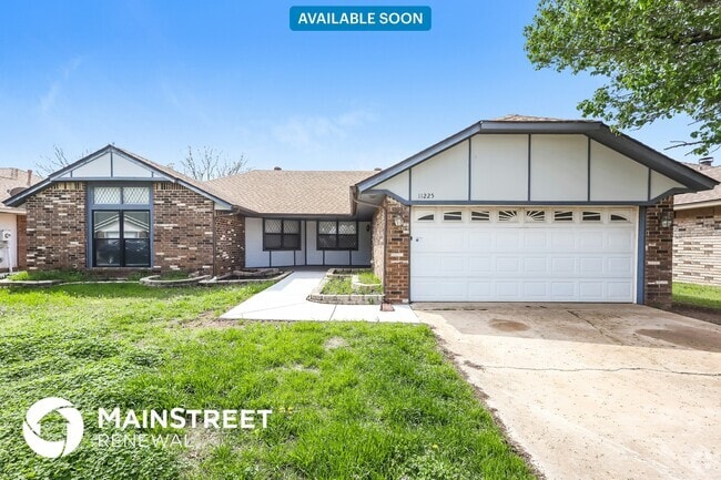 Building Photo - 11225 Cimarron Dr