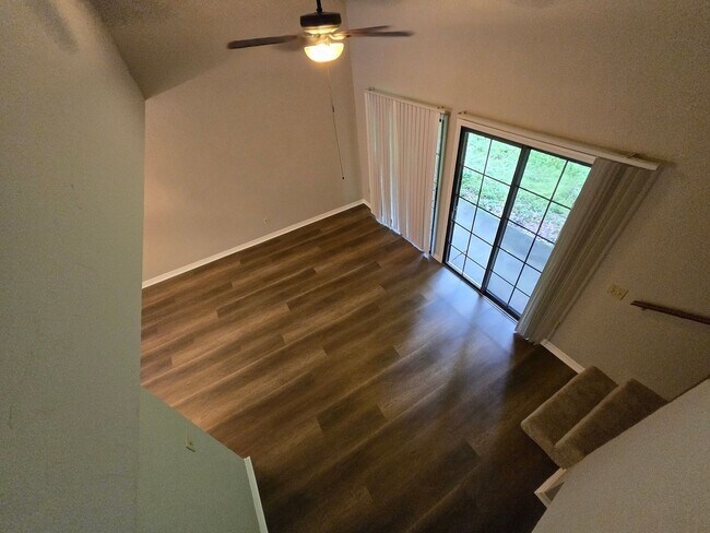 Building Photo - Rockwood Villas – 2BR/2BA Townhouse