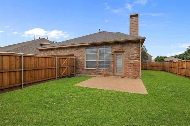 Building Photo - 1703 Mapleleaf Falls Dr