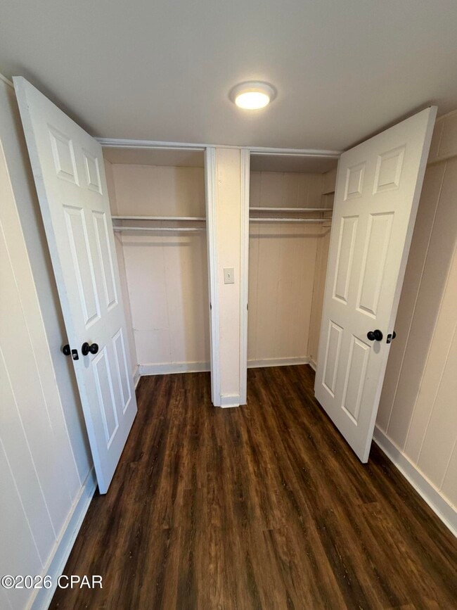 Building Photo - 1002 Indiana Ave