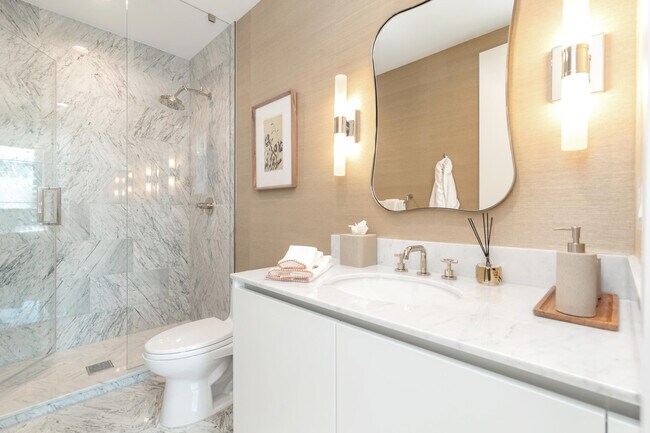 Building Photo - 1333 S Flagler Dr