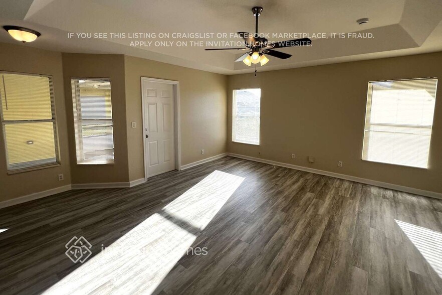 Building Photo - 3642 SW Darwin Blvd